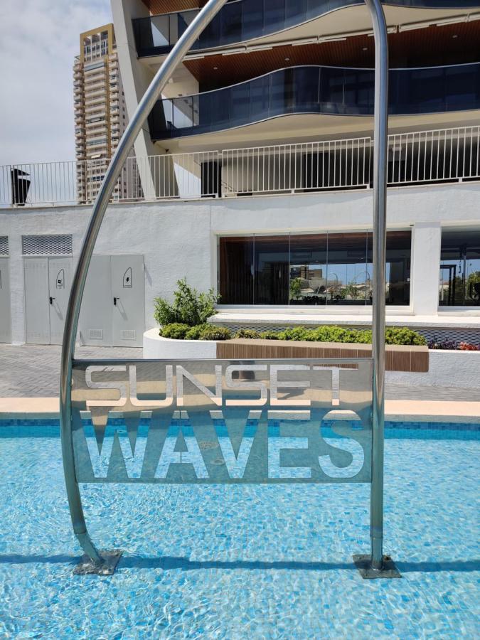 Sunset Waves Aparts By Rb Benidorm Exterior foto
